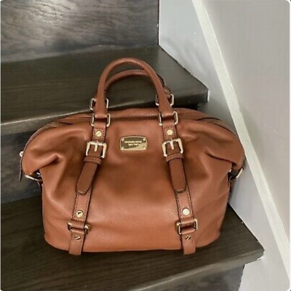 Michael Kors Handbags - Michael Kors BEDFORD LEGACY satchel